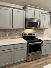19804 Barrister Cir in Edmond, OK - Building Photo - Building Photo