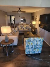 4191 Heron Way, Unit 407E in Bradenton, FL - Building Photo - Building Photo