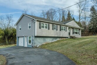 1462 NY-17M in Chester, NY - Building Photo - Building Photo