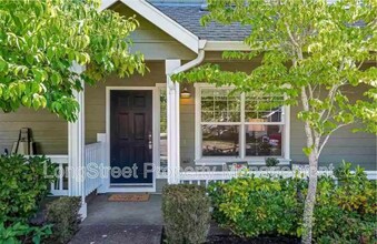 3212 NW Foxtail St in Corvallis, OR - Building Photo - Building Photo