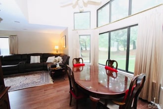 587 Sayre Dr in Princeton, NJ - Building Photo - Building Photo