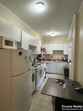 1637 Commonwealth Ave in Boston, MA - Building Photo - Building Photo