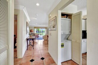 3 Stratford Dr in Boynton Beach, FL - Building Photo - Building Photo