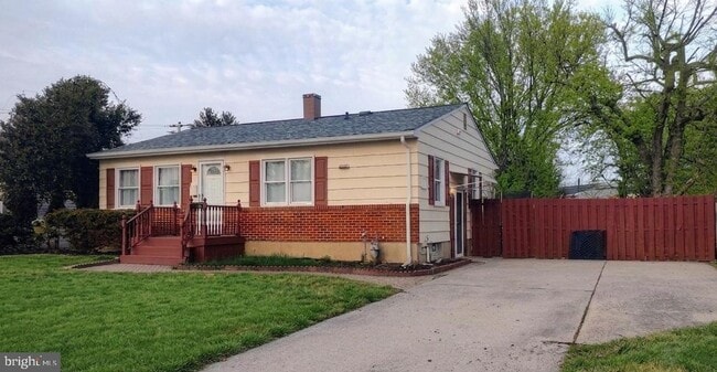 605 Shirley Manor Rd in Reisterstown, MD - Building Photo - Building Photo