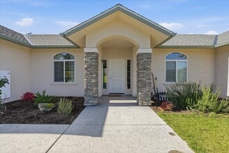 30535 Rd 400 in Coarsegold, CA - Building Photo - Building Photo