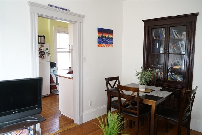 5 Cooney St in Somerville, MA - Building Photo - Building Photo
