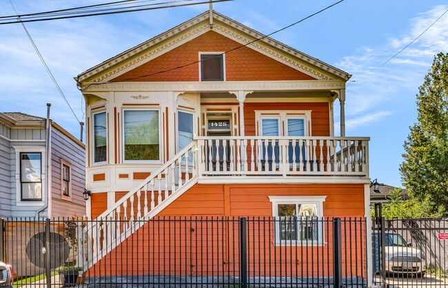 1423 11th St, Unit B