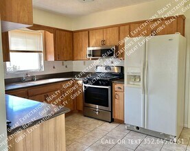 523 Bahia Cir Track in Ocala, FL - Building Photo - Building Photo