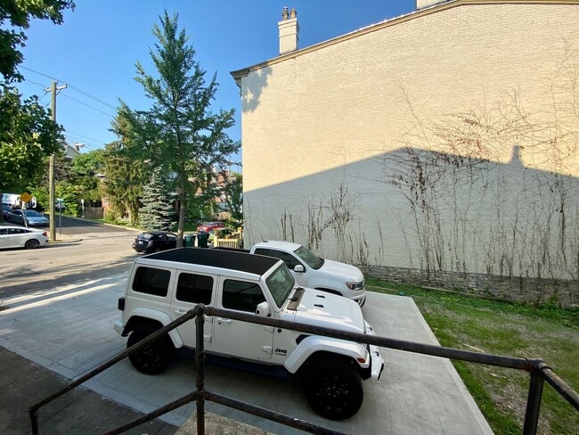 451 Warner St in Cincinnati, OH - Building Photo - Building Photo