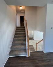 2812 Burnt Mill Rd in Lexington, KY - Foto de edificio - Building Photo