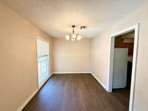 3716 Parkwood St in Waco, TX - Building Photo - Building Photo