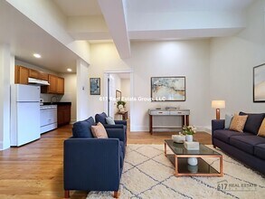 2 Ware St in Cambridge, MA - Building Photo - Building Photo