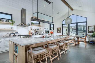 1122 G Ave in Coronado, CA - Building Photo - Building Photo