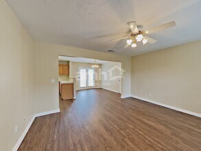 1124 Benton Mason Dr in La Vergne, TN - Building Photo - Building Photo