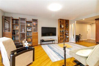 50 Brighton 1st Rd in Brooklyn, NY - Building Photo - Building Photo