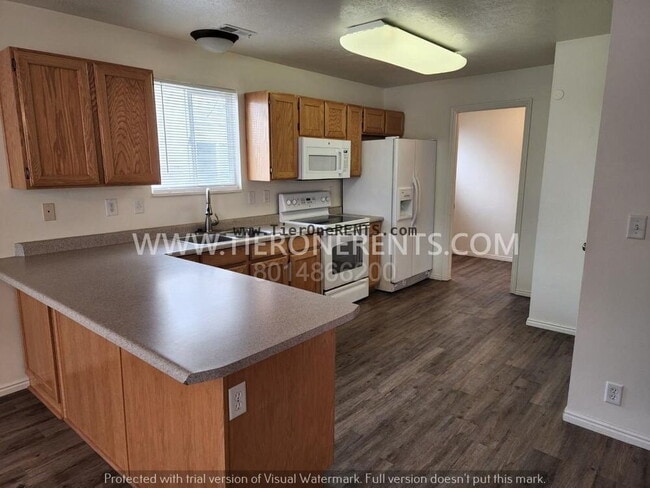 2535 W 5400 S in Taylorsville, UT - Building Photo - Building Photo