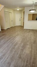 11444 NW 48th Terrace in Doral, FL - Building Photo - Building Photo