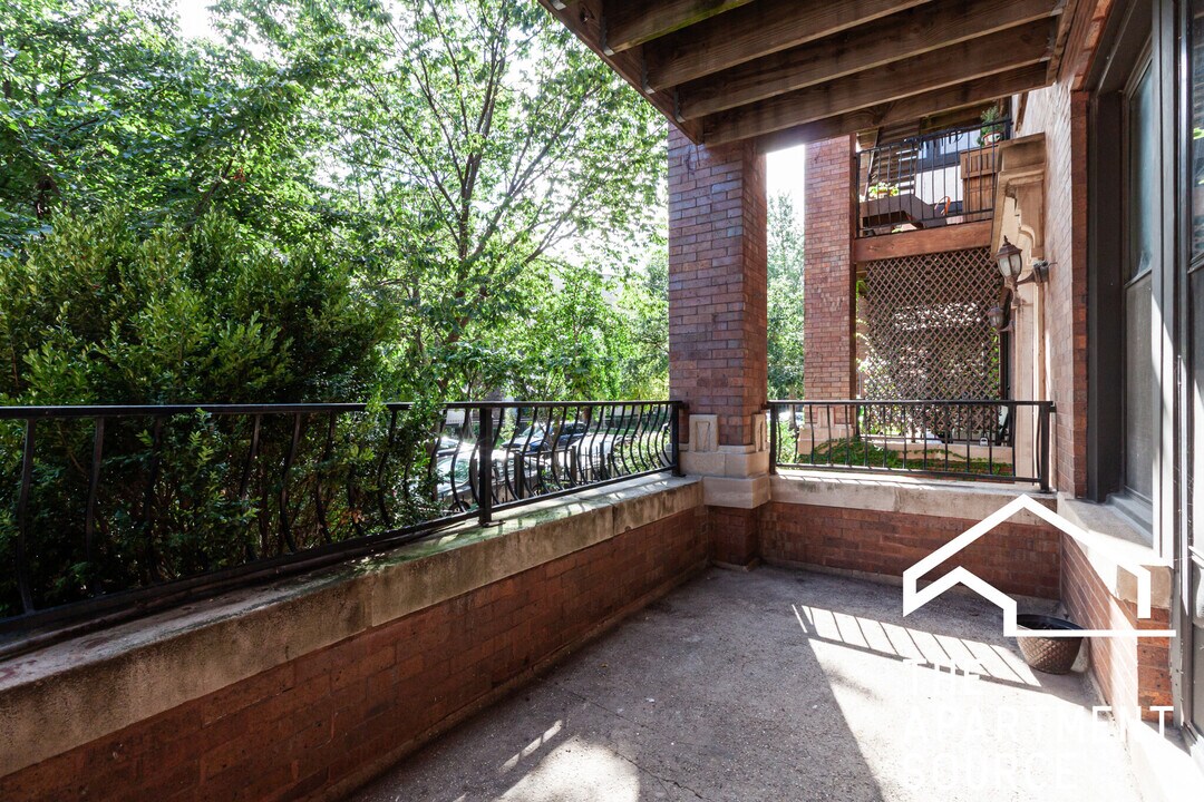 901 S Bell Ave, Unit 1 in Chicago, IL - Building Photo