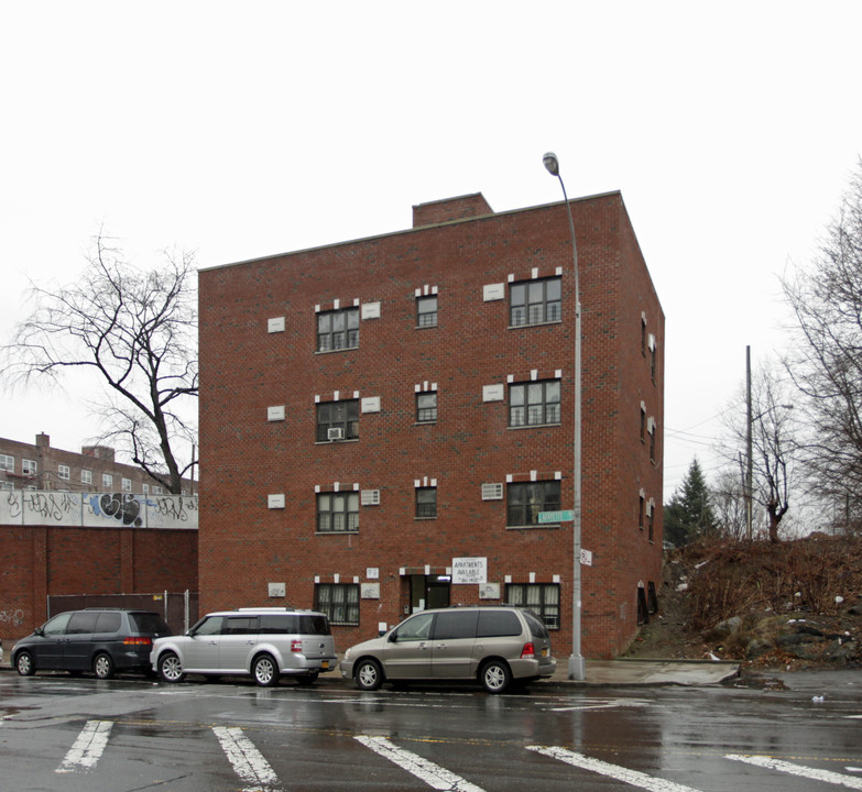 1780 Lafayette Ave in Bronx, NY - Foto de edificio