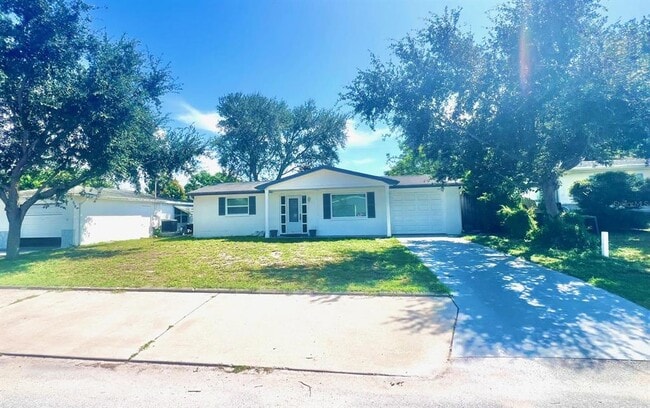 property at 4626 Taray Ln