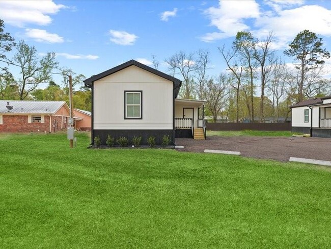 21508 Ruth Dr in New Caney, TX - Building Photo - Building Photo