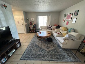 1500 Lemon Tree Ln in College Station, TX - Building Photo - Building Photo