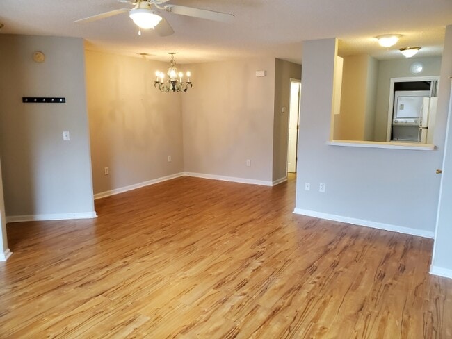 501 Pinewood Rd in Myrtle Beach, SC - Building Photo - Building Photo