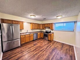 4925 Godown Rd in Columbus, OH - Building Photo