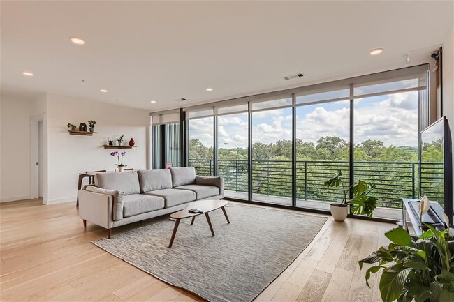 property at 900 S 1st St