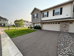 7219 Elmo Ct in Lino Lakes, MN - Building Photo - Building Photo