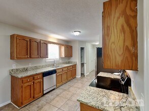 1135 Mahogany Trail in Murfreesboro, TN - Foto de edificio - Building Photo