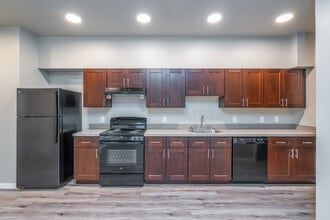 30 Bellevue in Bellevue, WA - Building Photo - Interior Photo