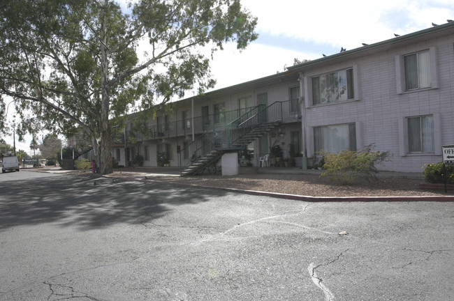 Menlo Park Apartments in Tucson, AZ - Building Photo - Building Photo