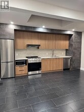 244 King Edward Ave in Toronto, ON - Building Photo - Building Photo