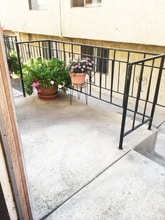 7115 Etiwanda Ave in Los Angeles, CA - Building Photo - Building Photo