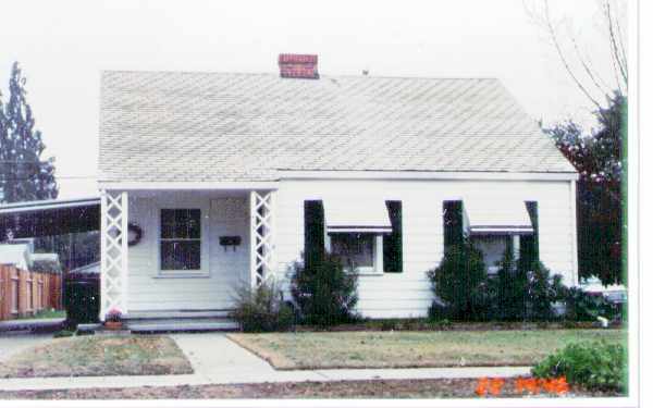 415 Virginia Ave in Modesto, CA - Foto de edificio