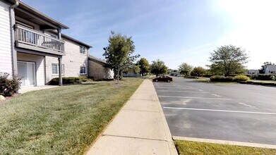 10405 Trotters Pointe Dr in Louisville, KY - Building Photo - Building Photo