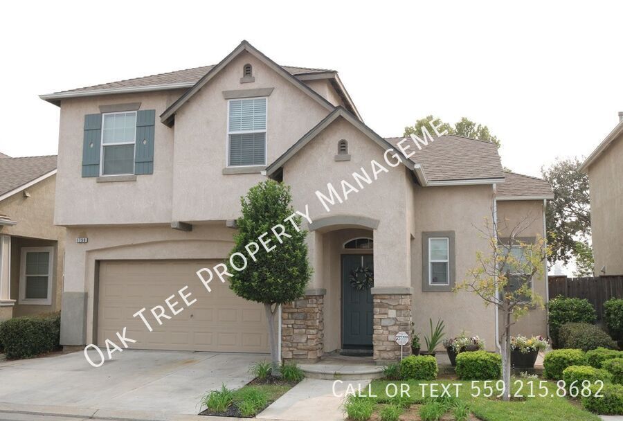 1750 Glen Oban Ln in Clovis, CA - Foto de edificio