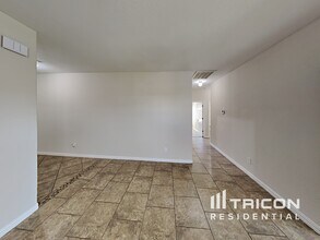 705 Barkridge Trail in Burleson, TX - Building Photo - Building Photo