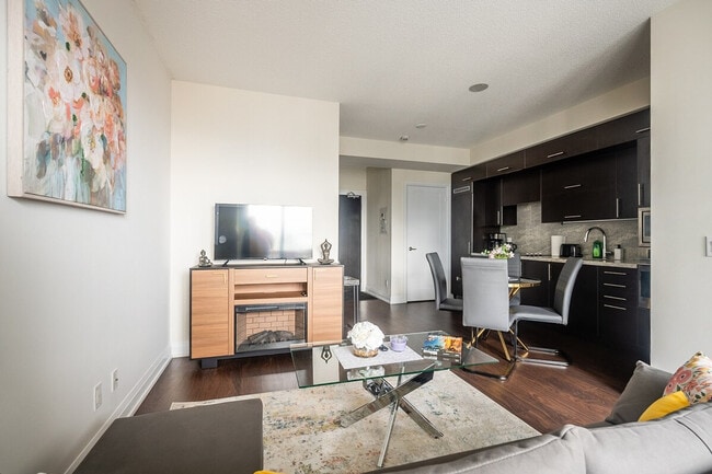 property at 16 Poyntz Ave