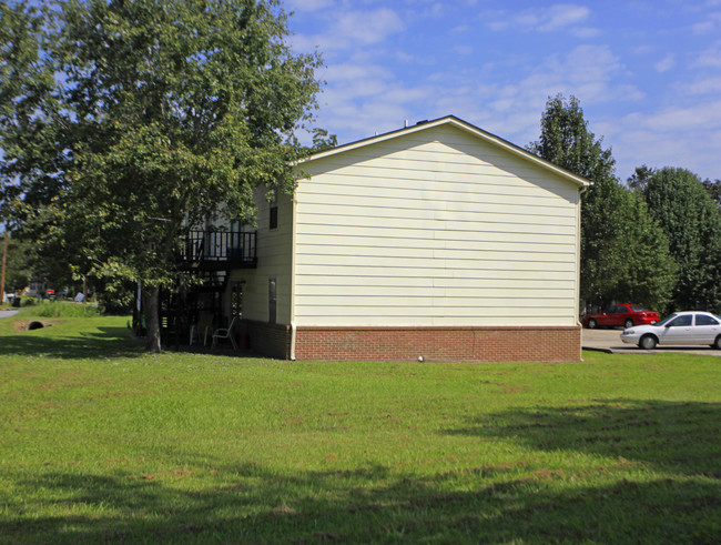 306 Valley St in Glencoe, AL - Building Photo - Building Photo