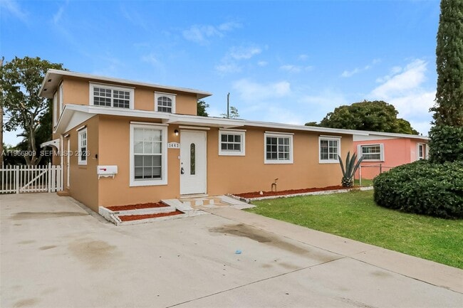 1443 7th St in West Palm Beach, FL - Building Photo - Building Photo