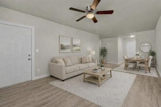 305 NW 23rd St in Fort Worth, TX - Building Photo - Building Photo