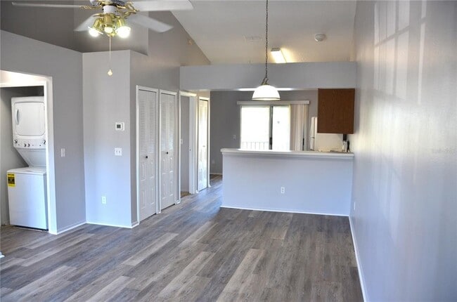 140 Reserve Cir in Oviedo, FL - Building Photo - Building Photo