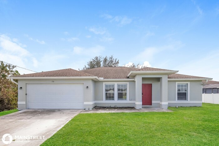 730 Cane St E in Lehigh Acres, FL - Building Photo