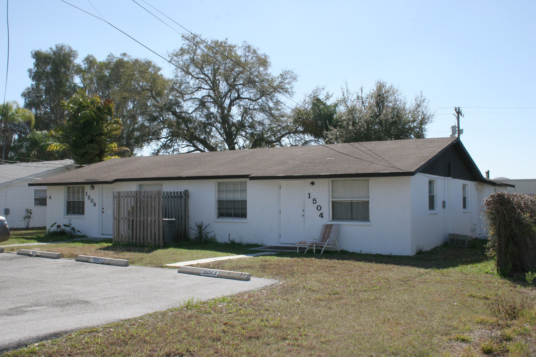 1504-1510 Suponic Ave in Sarasota, FL - Building Photo