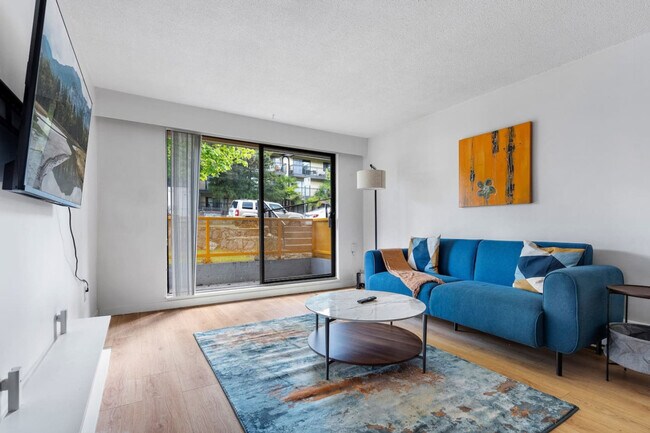 1855 W 2nd Ave, Unit SI ID1051865P in Vancouver, BC - Building Photo - Building Photo