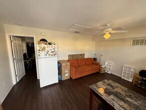 318 Australian Way in Davenport, FL - Building Photo - Building Photo