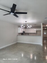 214 N Sparks St in Belton, TX - Building Photo - Building Photo