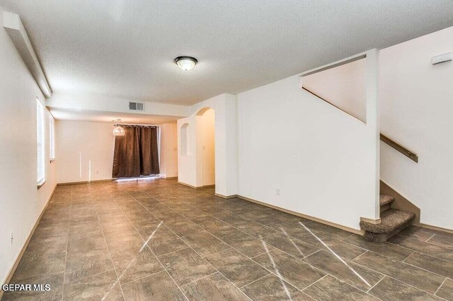 14081 Tierra Delfin Dr in El Paso, TX - Building Photo - Building Photo
